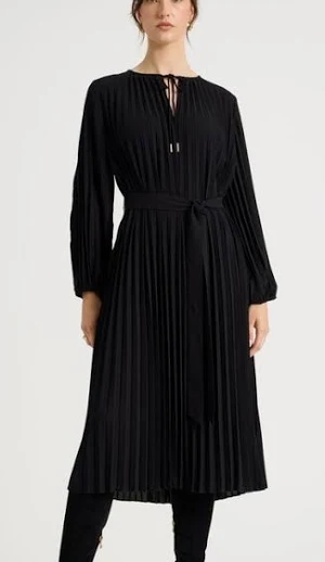 Elegant Black Dress